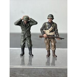 1:32 21st Century Toys Ultimate Soldier WWII German Soldier Prisoner Figures X2